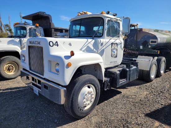 1979 Mack R685S T/A Truck Tractor