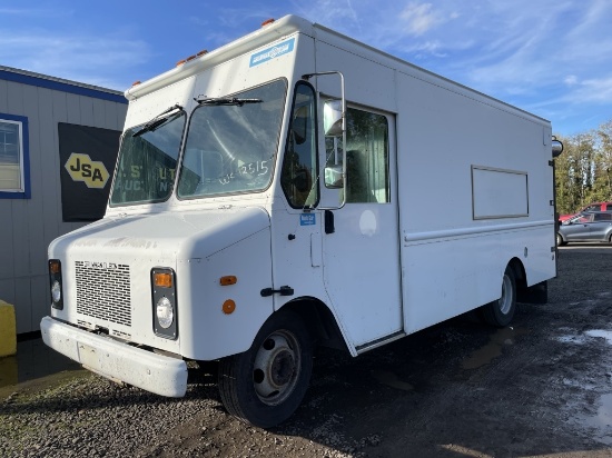 2001 Grumman P3144S Step Van