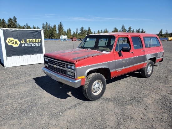 1990 Chevrolet Suburban 2500 4x4 SUV