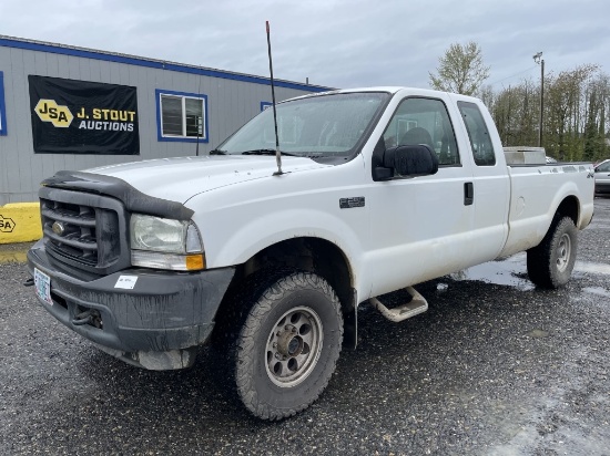 2003 Ford F250 XL SD Extra Cab 4x4 Pickup
