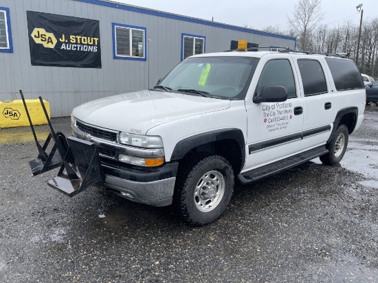 2002 Chevrolet Suburban LS 4x4 SUV
