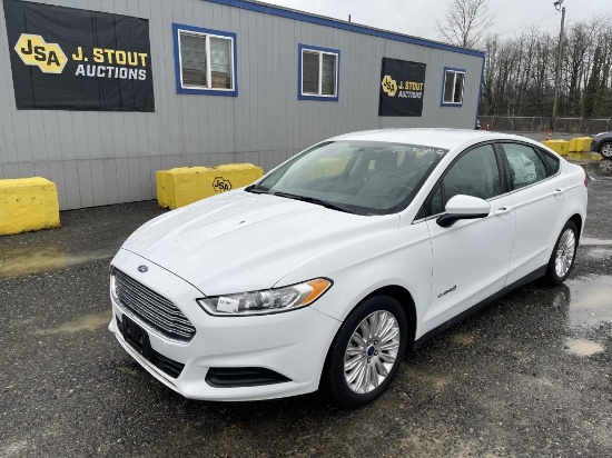 2014 Ford Fusion Hybrid Sedan