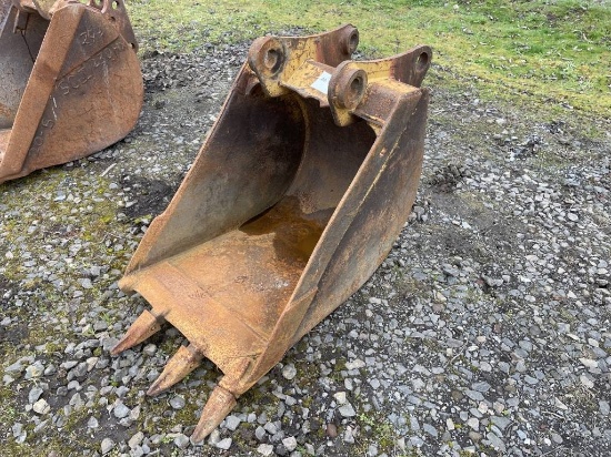 24" Dig Bucket