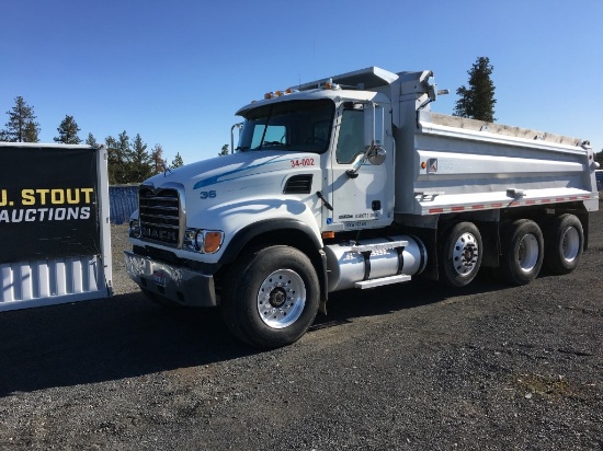 2004 Mack CV713 Tri-Axle Dump Truck
