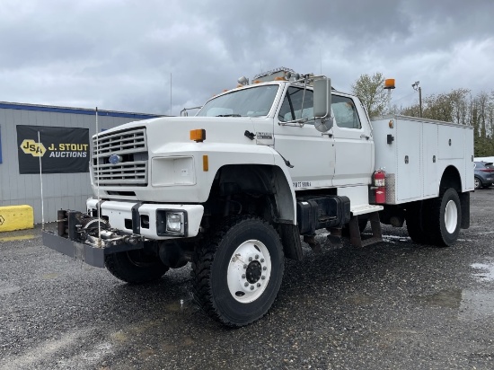 1994 Ford F800 Crew Cab AWD Service Truck