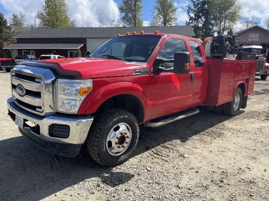 2011 Ford F350 XLT SD ExtraCab 4x4 Utility Truck