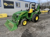 John Deere 3039R Utility Tractor