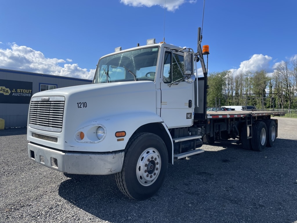1998 Freightliner T/A Flatbed Truck | Proxibid
