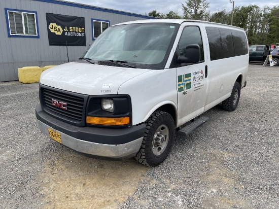 2014 GMC Savana Cargo Van