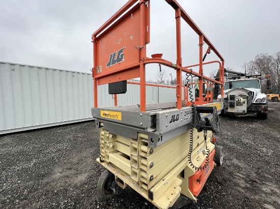 2015 JLG 2646ES Scissor Lift