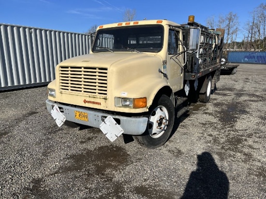 1990 International 4600 Flatbed Truck