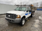 2005 Ford F350 4x4 Extra Cab Flatbed Truck