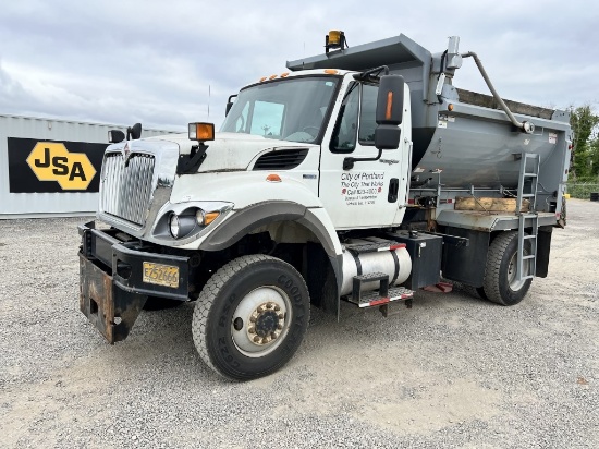 2011 International 7500 S/A Dump Truck