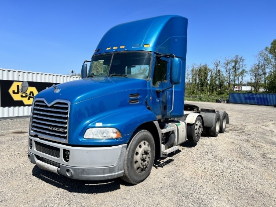2013 Mack CXU613 Tri-Axle Truck Tractor