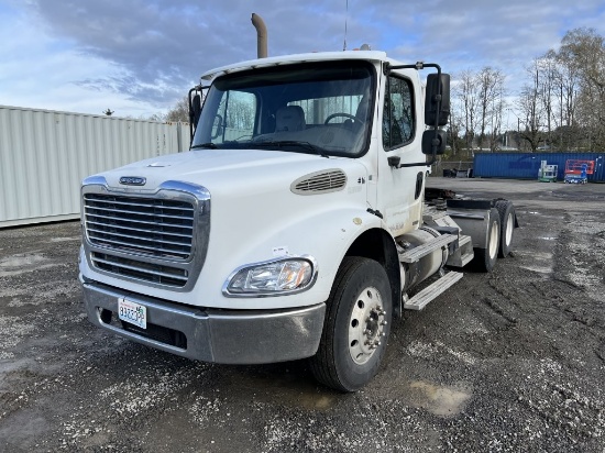 2004 Freightliner Business Class T/A Truck Tractor