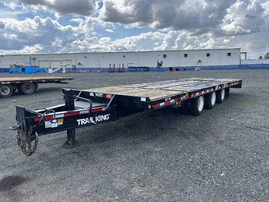2015 Trail King TK50 Tri-Axle Equipment Trailer