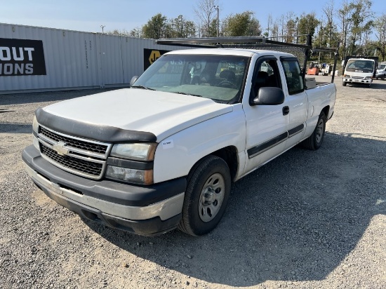 2006 Chevrolet Silverado Extended Cab Pickup