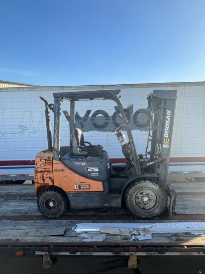 2011 Doosan D25S-5 Forklift