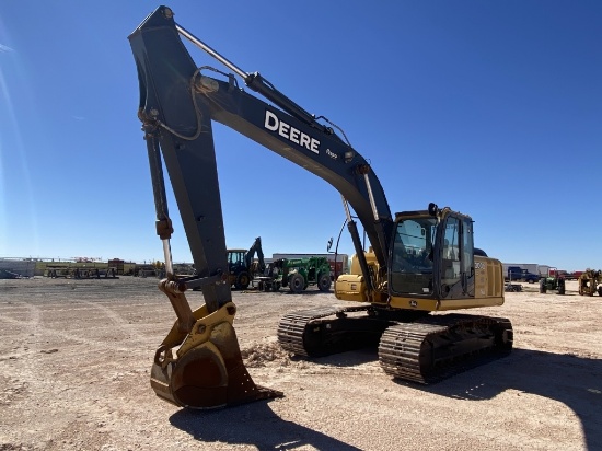 2011 John Deere 200D LC Hydraulic Excavator