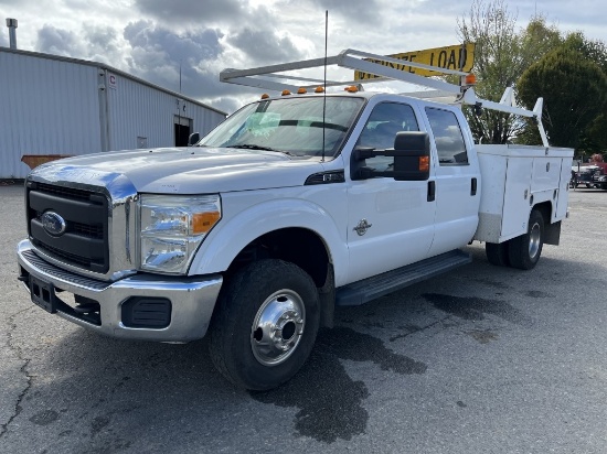 2015 Ford F350 XL SD 4x4 Crew Cab Utility Truck