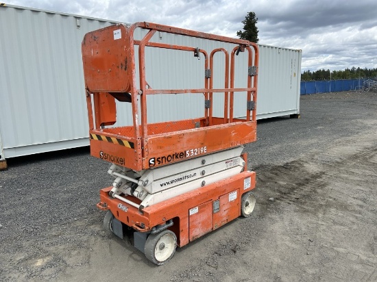 2017 Snorkel S3219E Scissor Lift