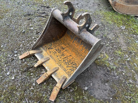 22" Dig Bucket