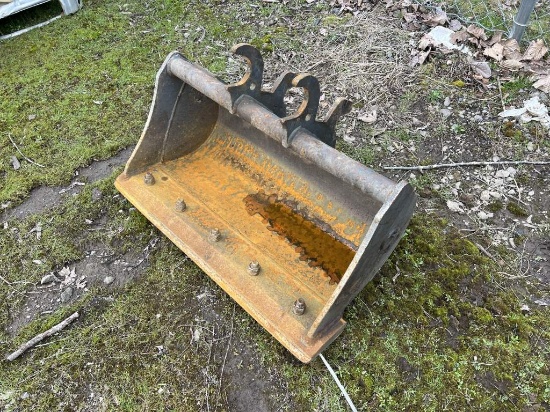 Paladin 30" Muck Bucket