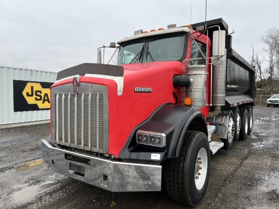 2006 Kenworth Quad Axle Dump Truck