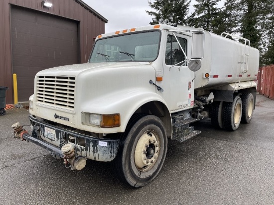 1999 International 4900 T/A Water Truck