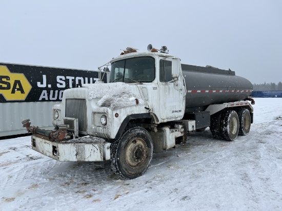 1980 Mack T185 T/A Water Truck