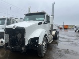2015 Kenworth T880 Tri-Axle Truck Tractor