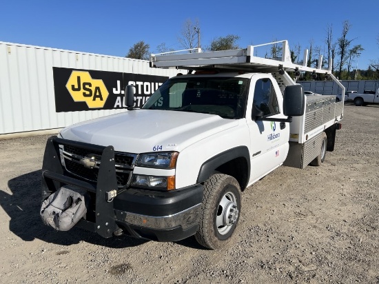 2007 Chevrolet Silverado 3500 Utility Truck