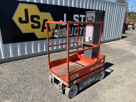 Skyjack SJ16 Vertical Mast Lift