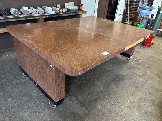 Shop Table