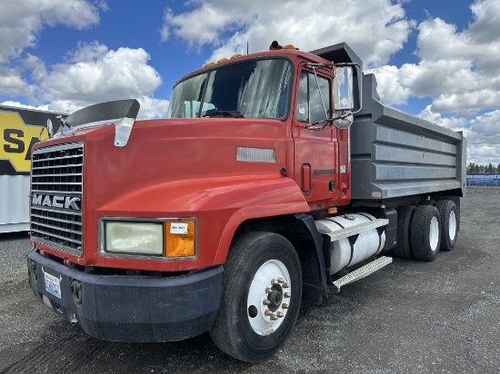 1995 Mack CH613 T/A Dump Truck