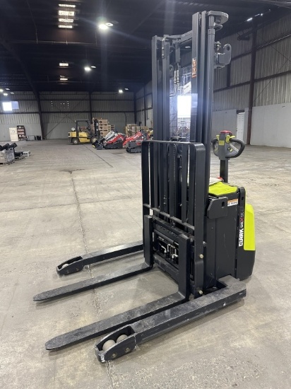 Clark SSX12 Walk Behind Forklift