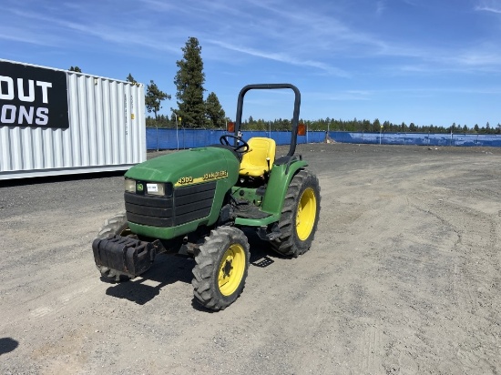 John Deere 4300 Utility Tractor
