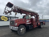 2000 Chevrolet C6500 Ladder Crane Truck