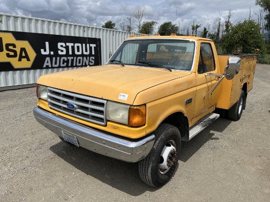 1991 Ford F-Super Duty Utility Truck