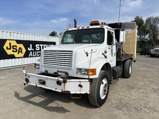 1992 International 4900 Flatbed Truck