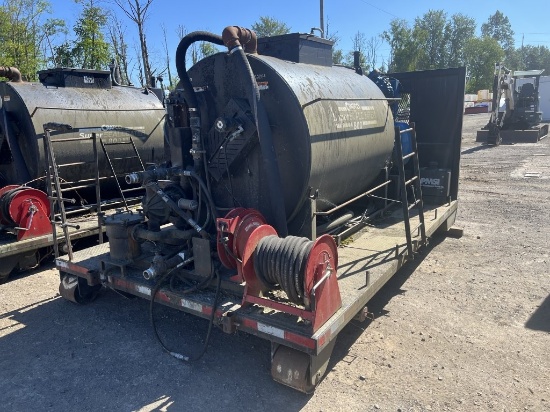 2013 Crafco Super Sealcoater 800