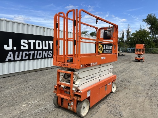2018 Snorkel S3226E Scissor Lift