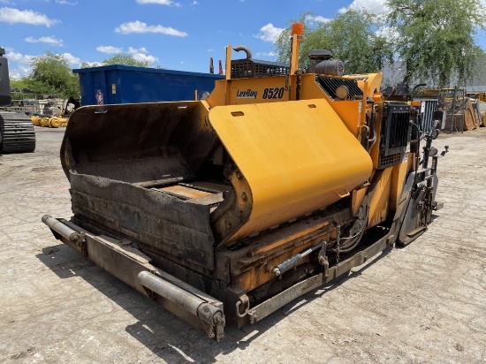 LeeBoy 8520 Asphalt Paver