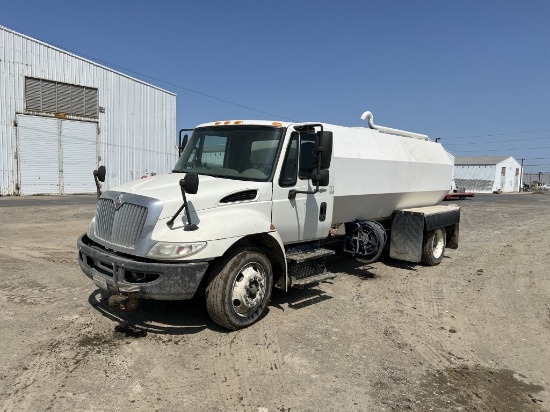 2014 International 4300 S/A Water Truck