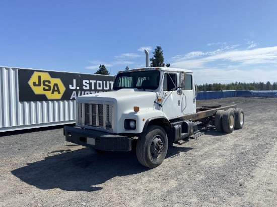 2003 International 2674 T/A Crew Cab Cab & Chassis