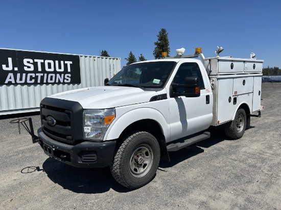 2015 Ford F350 SD 4x4 Utility Truck