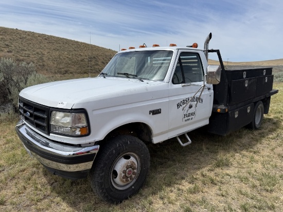 1993 Ford F350 XLT 4X4 Flatbed Truck