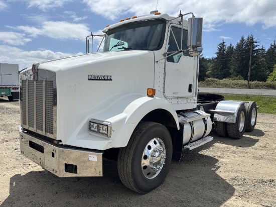 2004 Kenworth T800 T/A Truck Tractor