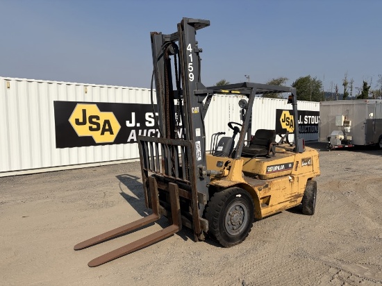 Caterpillar GP40 Forklift