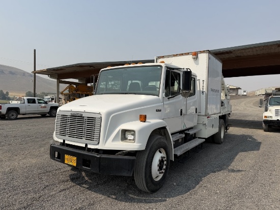 2002 Freightliner FL70 S/A Crew Cab Service Truck